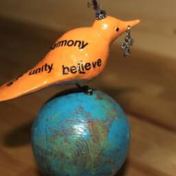Bird Sculpture/Bird Of Hope - thumbnail 3