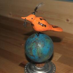 Bird Sculpture/Bird Of Hope - thumbnail 4