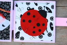 Ladybug Page For Custom Built Quiet Book By Tomtoy, Zipper-Counting Activity, Felt Ladybird With Babies, 20x20cm, Single - thumbnail 1