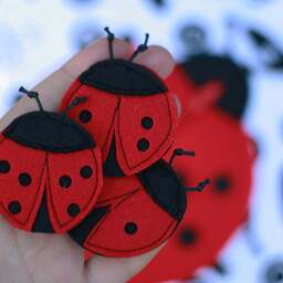 Ladybug Page For Custom Built Quiet Book By Tomtoy, Zipper-Counting Activity, Felt Ladybird With Babies, 20x20cm, Single - thumbnail 3
