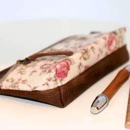 Pencil Case Cosmetic Bag Leather & Roses Vintage - thumbnail 3