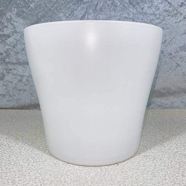 White Ceramic Planter - Modern Sleek Fluted Design Various Sizes - image 1