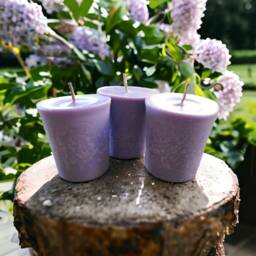 Lilac Soy Votive Candles - Hemp Wick, Floral Scent - thumbnail 3