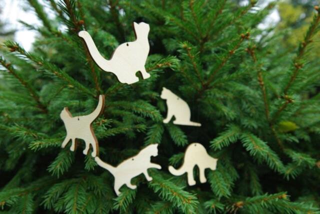 Set Of 5 Wooden Cat Christmas Ornaments Birch Plywood Tree Decor - image 1