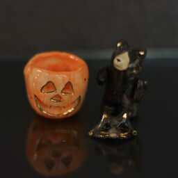Ceramic Pumpkin Bear Cat Figurine, Bear Totem, Handmade Ceramic, Animal Ceramic Halloween Figurine - thumbnail 2