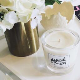 Salted Caramel Large Soy Candle - thumbnail 3