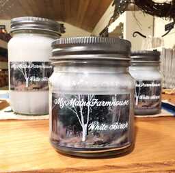 White Birch Soy Candle Woodsy Outdoor Scent, Hand-Poured in Maine - thumbnail 1
