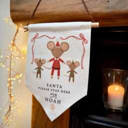 Personalised Santa Stop Here Mouse Wall Hanging - thumbnail 2