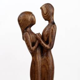 Personalized Wooden Couple Sculpture - Unique 5Th Anniversary Gift With Names - thumbnail 2