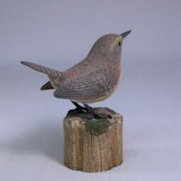 Rock Wren Hand Carved & Painted Wooden Bird - thumbnail 3
