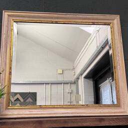 Handcrafted Mirror Michelangelo White Base With Gold Wash Contemporary Design - thumbnail 2