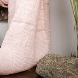 Pure Linen Towel, Pink Soft Waffle Bath Sauna Sheet, Beach Towel, Travel Guest Towel - thumbnail 2