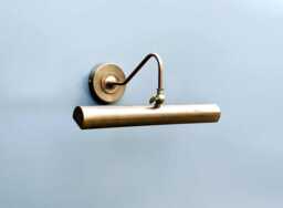 Vintage Style Brass Picture Light - Adjustable Gallery Wall Sconce