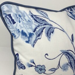 "Laura Ashley Royal Blue Bird Cushion Cover 14"" X 22" - thumbnail 3