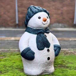 Garden Snowman Sculpture Handcrafted Stone Winter Statue Cute Ornament Outdoor Festive Decoration Holiday Cement Figurine Yard Gift - thumbnail 3