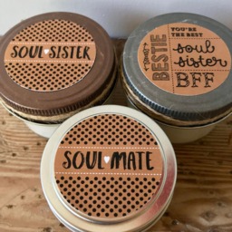 Friend 4 Oz Candle - Soul Sister - thumbnail 2