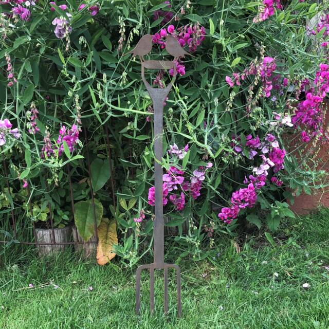 Rusty Metal Robin Garden Fork Ornament, Outdoor Art - image 1