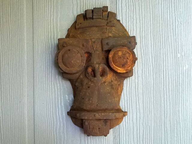 steampunk Monkey Wall Art Rusted Sci-Fi Gorilla Sculpture - image 1