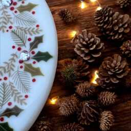 Personalised With Your Own Message Christmas Gift Ceramic Circle Decoration Bauble Ornament Holly Wreath Design Diamante Detail - thumbnail 3