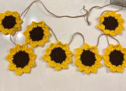 Sunflowers Bunting Garland Knitted Crochet Summer Decor Wedding - thumbnail 1