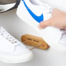 Personalised Floating Trainer Shelf - Sneaker Display Teen Birthday Gift Shoe Storage - thumbnail 2