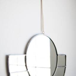 The Krzywa - Minimal Geo Circle Mirror Stained Glass Minimal Wall Decor - thumbnail 3