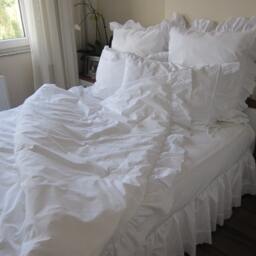 Cotton Ivory Cream Or White Queen King Bedskirt - Eyelet Edge Bed Skirt Dust Ruffle Scalloped Shabby Chic Bedding - thumbnail 3