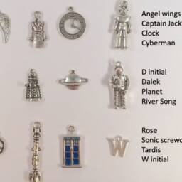 Doctor Who Inspired Christmas Wood Frame Ornament With The Charm Of Your Choice - thumbnail 2
