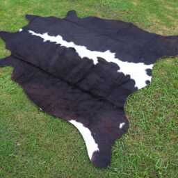 Natural Black & White Cow Skin Rug - Handmade Brazilian Cowhide For Living Room Luxury Large Floor Area Ideal Gift Christmas - thumbnail 2