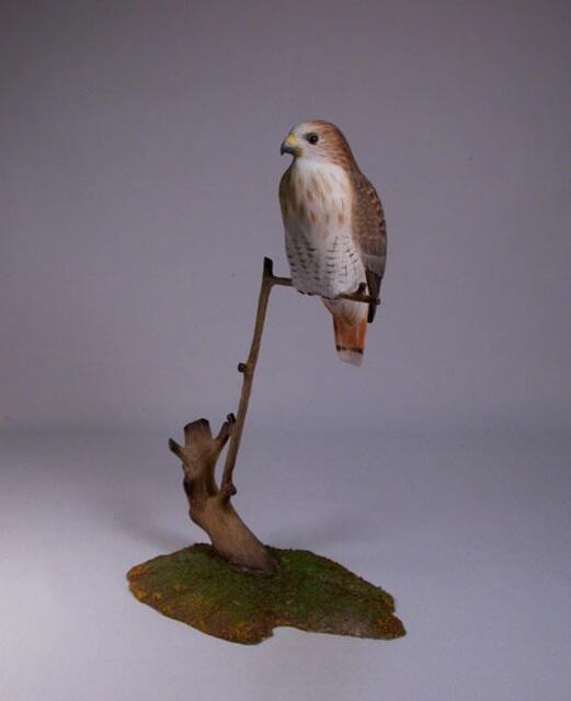 5-1/2 Inches Red-Tailed Hawk Hand Carved & Painted Wooden Bird - image 1