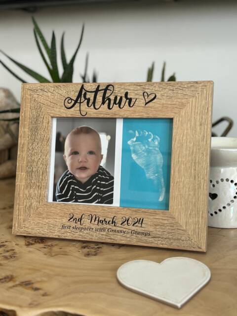"Engraved Wooden Photo/Picture Frame, Portrait Or Landscape, in 2 Sizes 7""x5"" 10""x8" - image 1