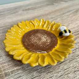Small Ceramic Sunflower Decorative Dish Ornament/Flower Plate Decor Home Living - thumbnail 1