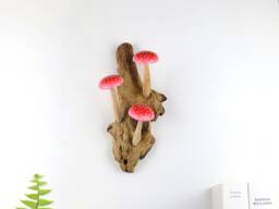 Hand-Painted Red Mushroom Deco, Wooden Wall Art, Hanging, Nature-Inspired, Valentine Gifts - thumbnail 1