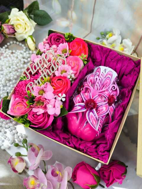 Medium Gift Box With Soap Roses & A Carved Candle Gift For Her Mother's Day Wedding Birthday Valentine's Luxury Handmade Soap Bouquet - image 1