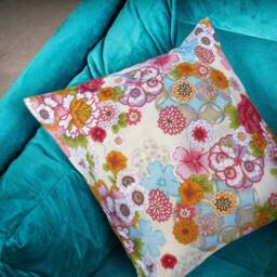 "Cream Chinese Floral Cushion Covers - 16""/18" - thumbnail 2