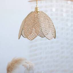 Simple Flower Pendant in Canework - thumbnail 3