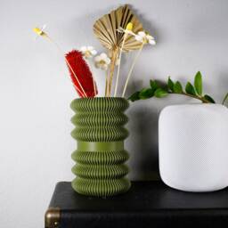 Bandes Vase, Modern 3D Printed Ridged Eco Dried Flower Holder, Matte Green Deco Vase - thumbnail 1