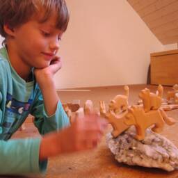 Lion Family, Wooden Lion, Lioness & Two Cubs, Waldorf Toys - thumbnail 4