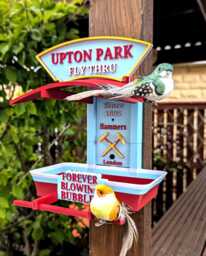 West Ham Bird Seed Feeder - Upton Park Fly Thru Hammers Football Fan Memorabilia Fat Ball Tray