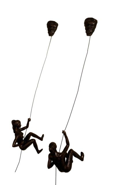 2x Bronze Female Climbers With Rock Nail-Caps Climbing Ladies Duo Wall Hanging Women Sculptures Girls Ornament Outdoor Indoor Decor - image 1