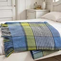 Blanket/Throw, 100% Pure New Wool, Soft Blue/Navy & Green, Check, C/W Fringe Edge 140x185cms - thumbnail 3