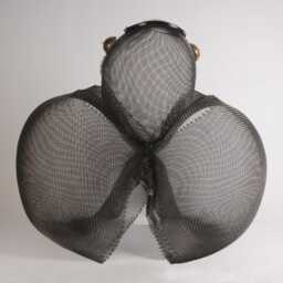 "steel Sculpture With Ceramic Rounds Real Gold Overglaze. Wire Mesh, One Of Three Identical Sculptures. Large 19"" T X 13" - thumbnail 2