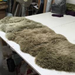 xxl Brown Sheepskin Rug Superior Thick & Fluffy Large Double Throw. Fluffy Rug . Interior Decor - thumbnail 4
