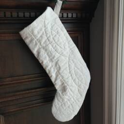 Quilted Christmas Stocking in Blue, Coral Patchwork, Dresden Plate Pattern Holiday Stocking, 18 Inch - thumbnail 4