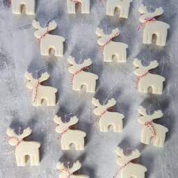 Reindeer Soy Wax Candle - Christmas Holiday Decor - thumbnail 4