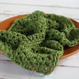 Chunky Grass Green Newborn Baby Blanket Photo Prop - thumbnail 3