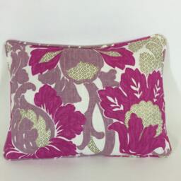Designers Guild - Santuzza Pinks & Whites Luxury Self-Piped Cushion Cover Throw Pillow Designer Home Decor - thumbnail 2