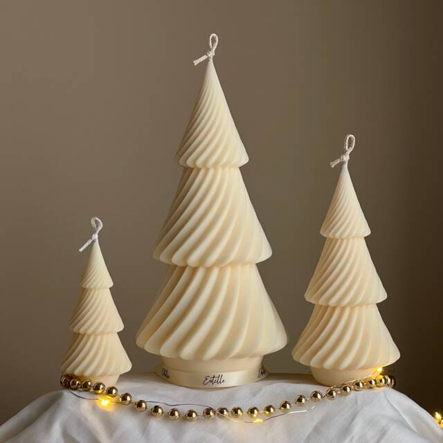 Swirl Ribbed Christmas Tree Candle Handmade Soy Wax Decor - image 1