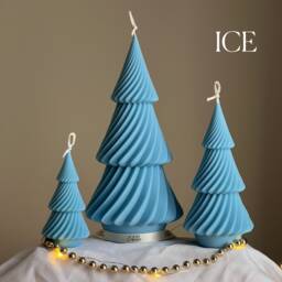 Swirl Ribbed Christmas Tree Candle Handmade Soy Wax Decor - thumbnail 3