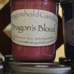 Dragon's Blood Candle Hand Poured, Triple Scented Soy-Paraffin Candle - thumbnail 2